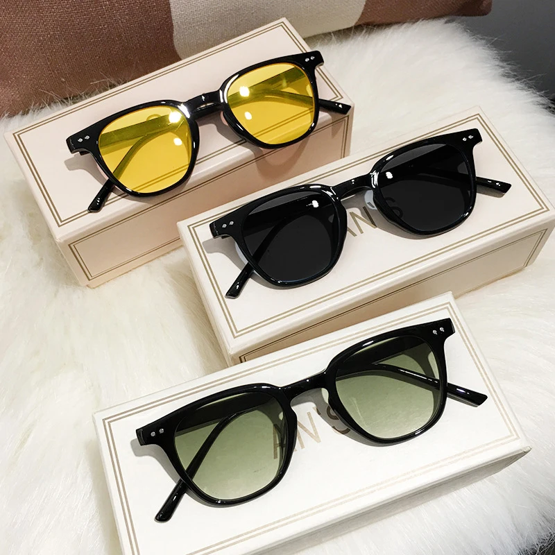 Klasyczne, kwadratowe, szare o – Designer Sunglasses recenzja i cena