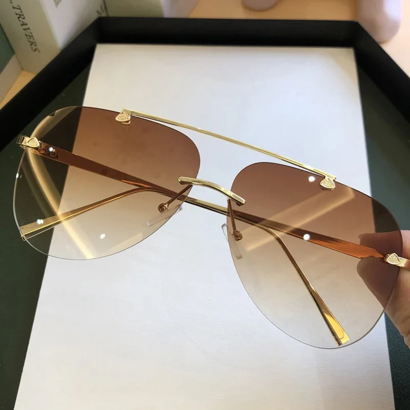 Klasyczne, bezramkowe okulary  – Designer Sunglasses recenzja i cena